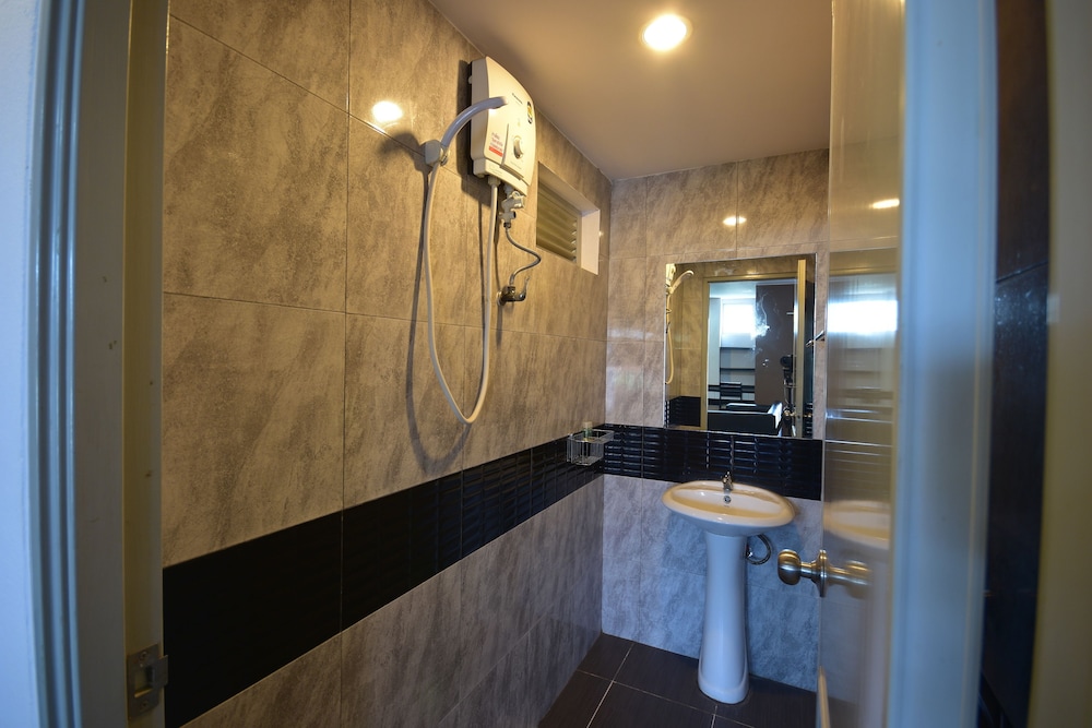 Loft Salaya 11/21