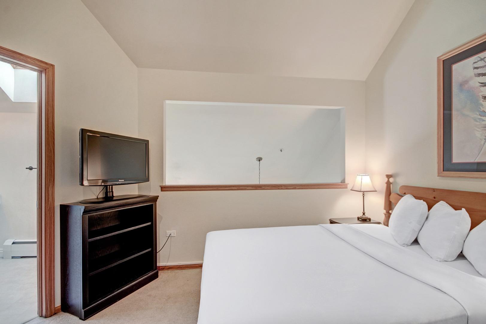 Condominium, Loft, Premier, Studio