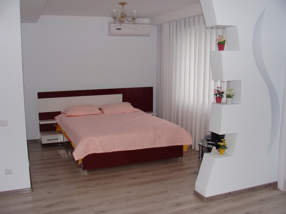 Hotel Lidia 16/65