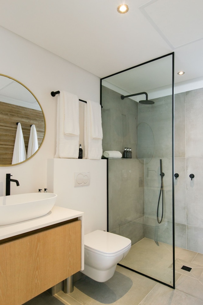 Central Beach Villas 27/28