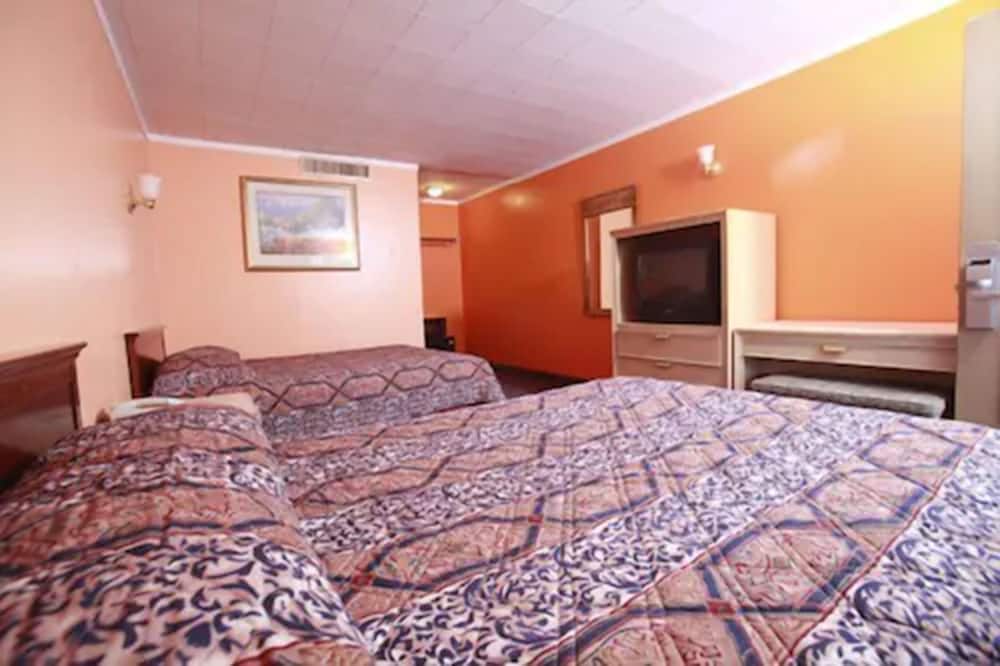 Meadowbrook Motor Lodge 15/16