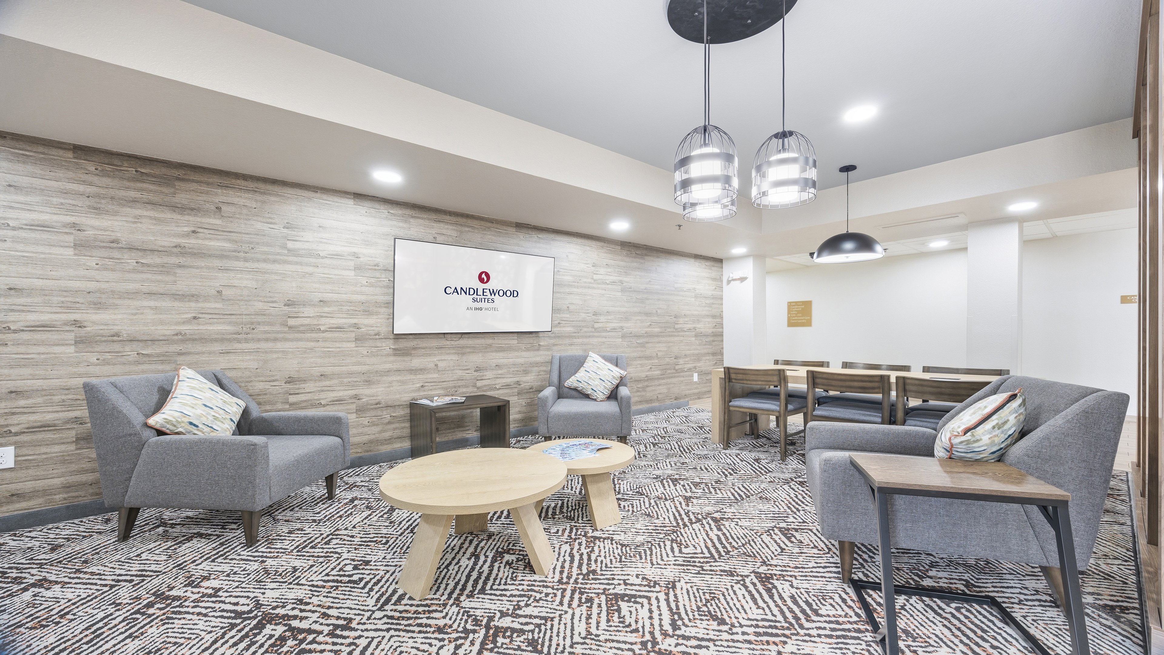 Candlewood Suites Macon 45/70