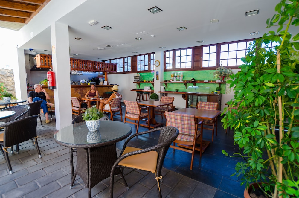 GARA HOTEL 57/72