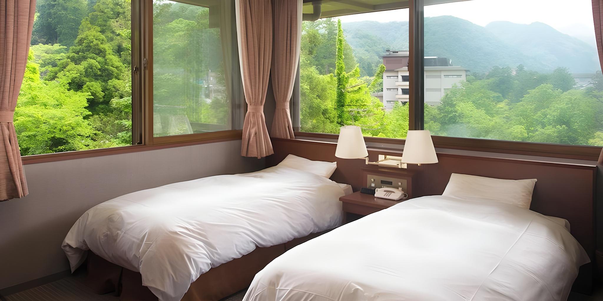 Western, Yu, Twin Beds, Bathtub