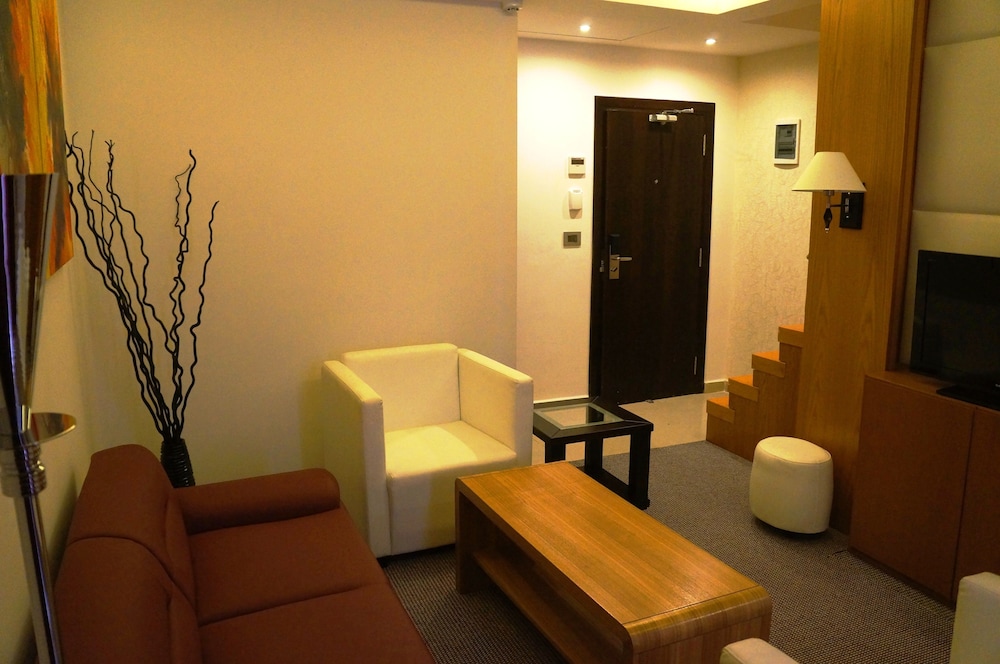 Wh Hotel 28/50
