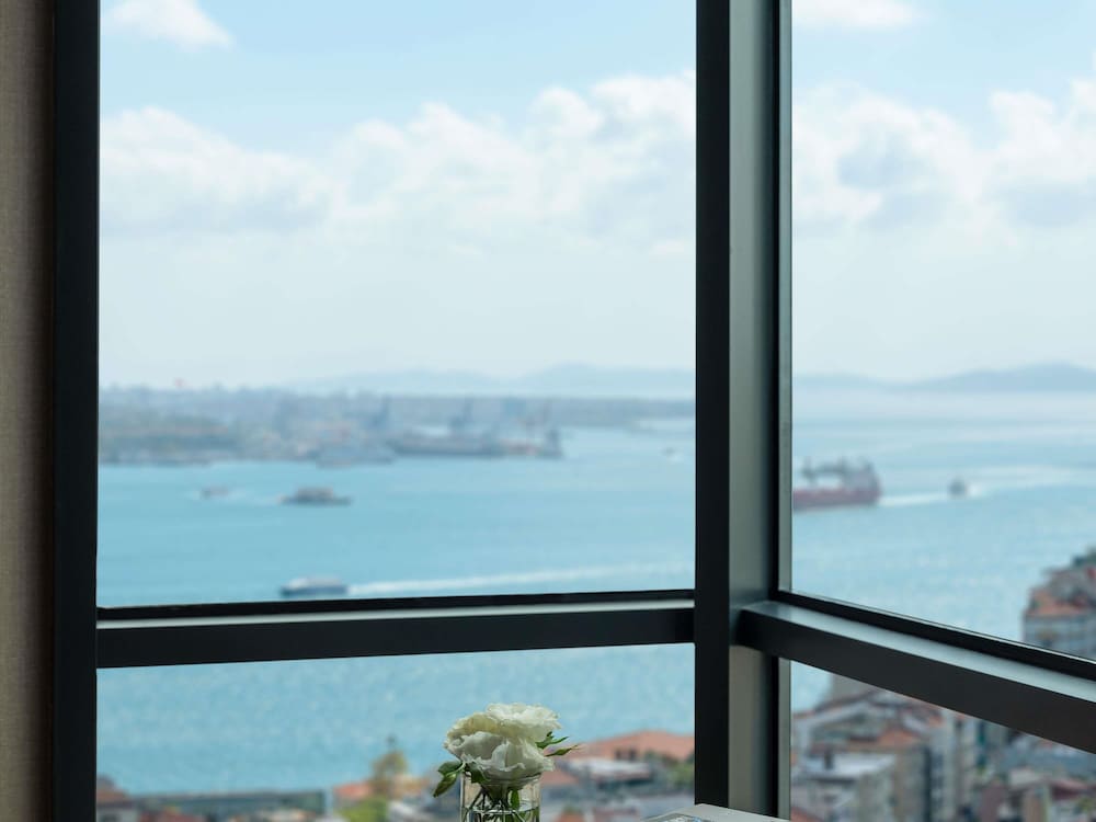 Sofitel Istanbul Taksim Hotel 63/67