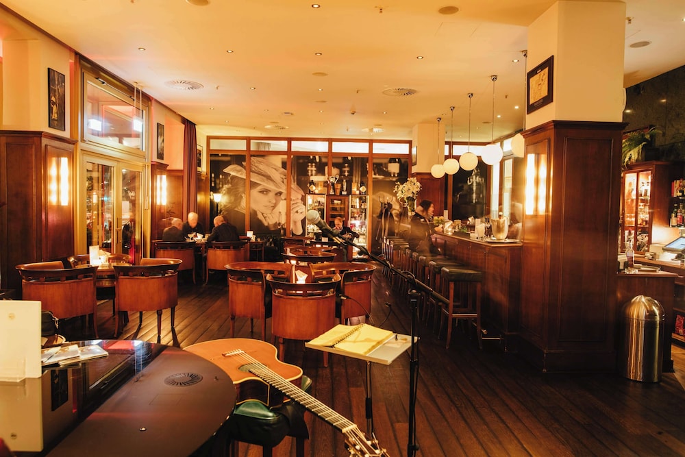 Lindner Hotel Frankfurt Main Plaza, Part of Jdv by Hyatt 46/67
