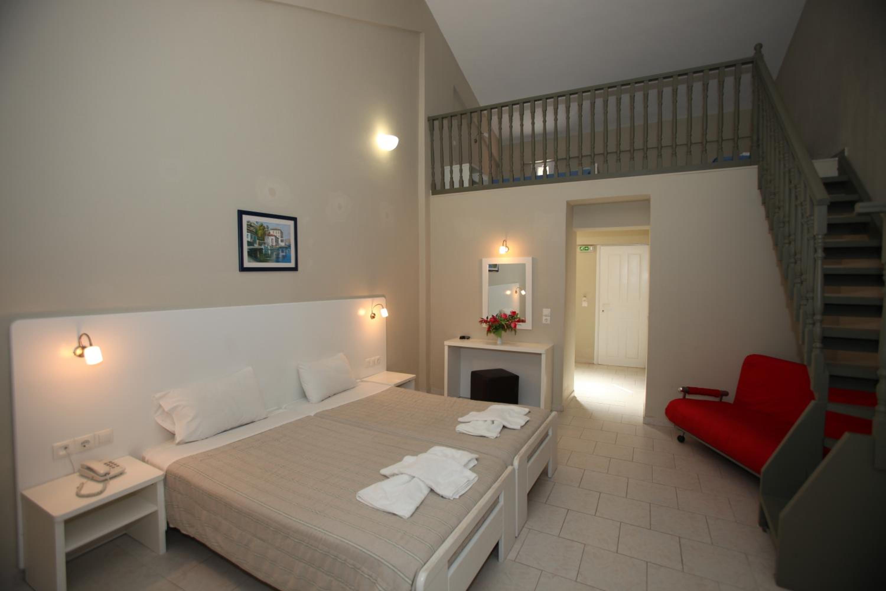 Room, Quadruple, Two Story