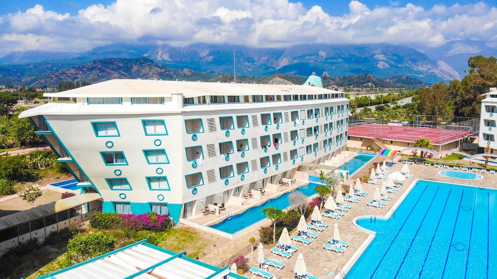 Daima Biz Hotel