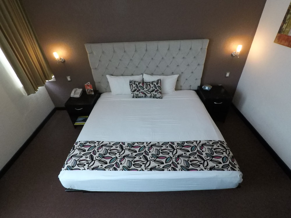 Vista Inn Premium 12/68