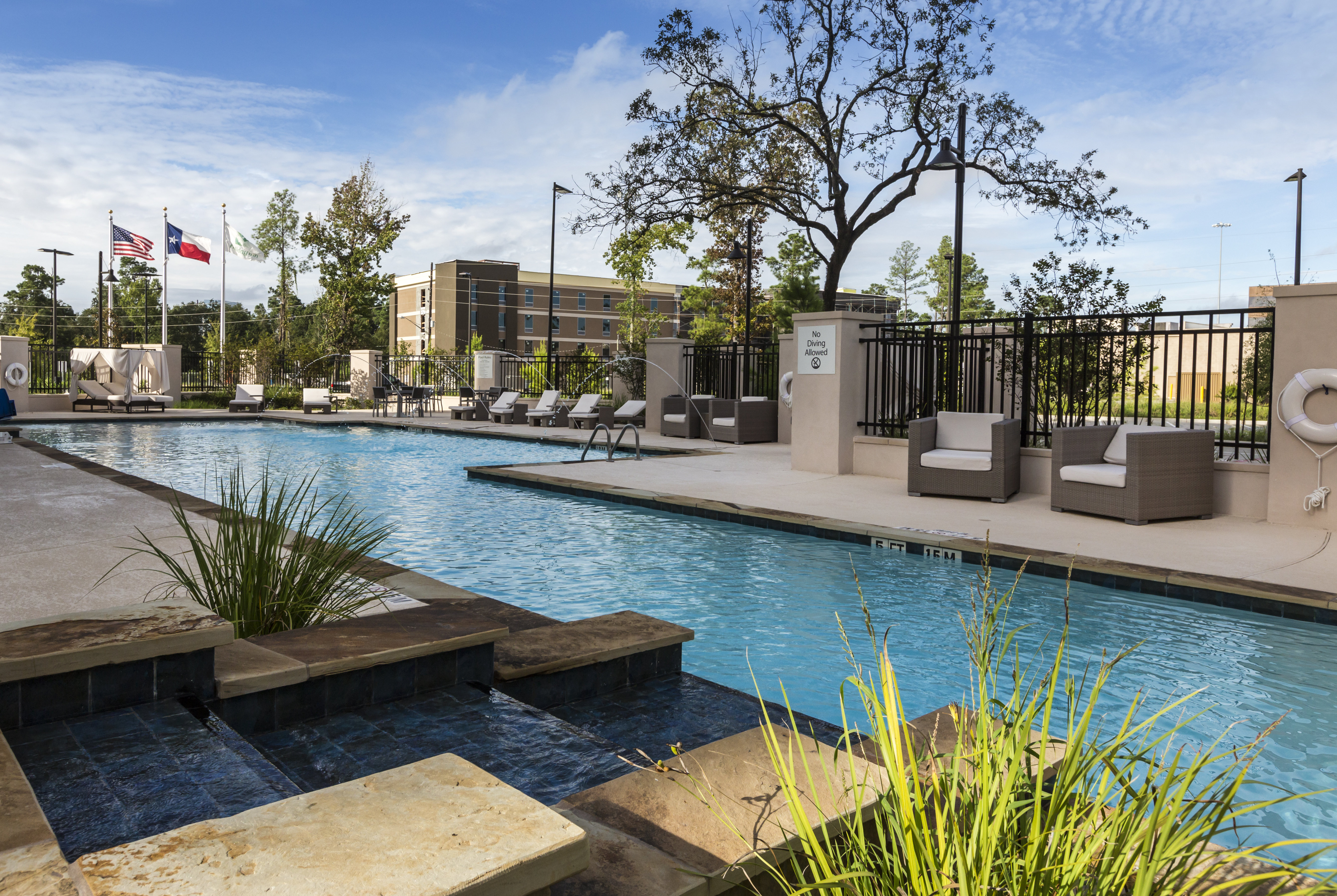 Crowne Plaza Shenandoah - Woodlands Area, an IHG Hotel 66/68