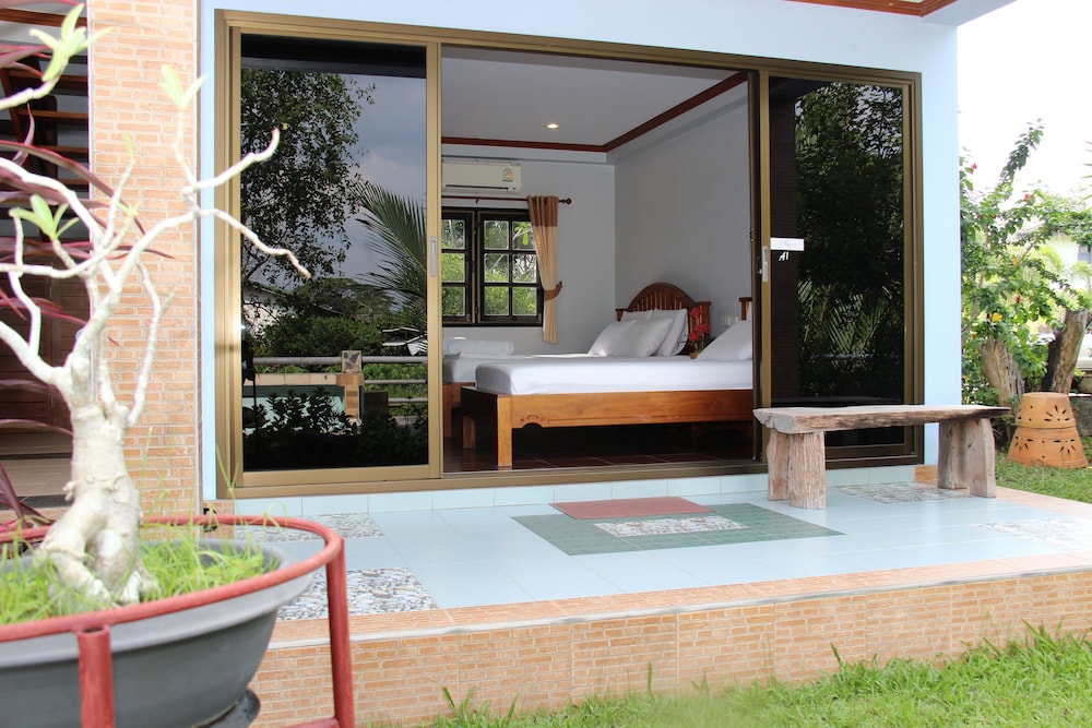 Baanrimnam Resort Trat 36/48