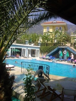 Antas Deluxe Apartments 9/69