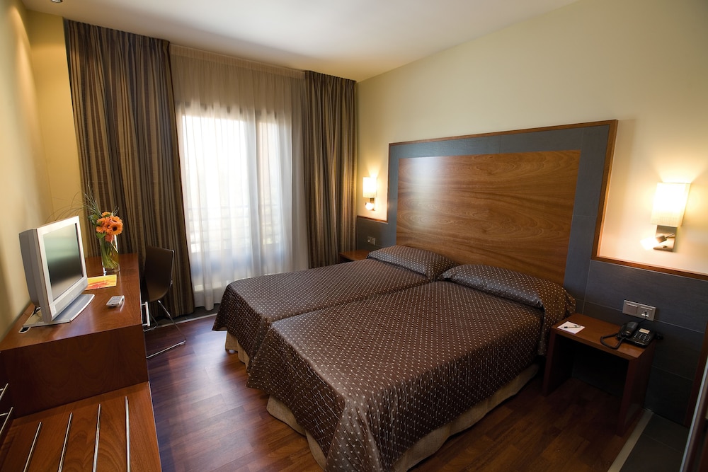 Hotel F G Logrono 14/65
