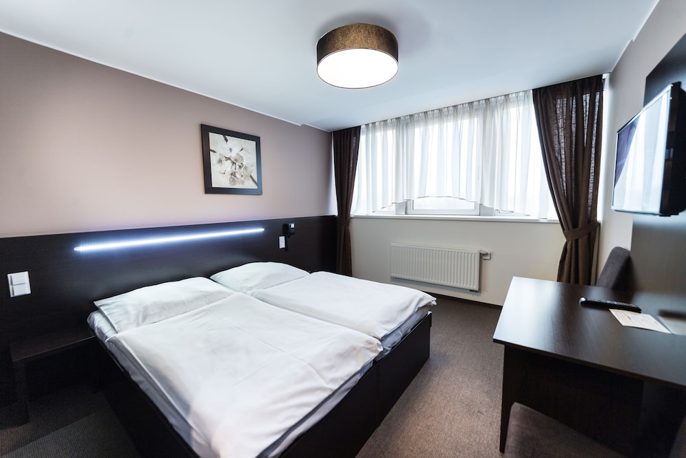 Interhotel Tatra 12/50