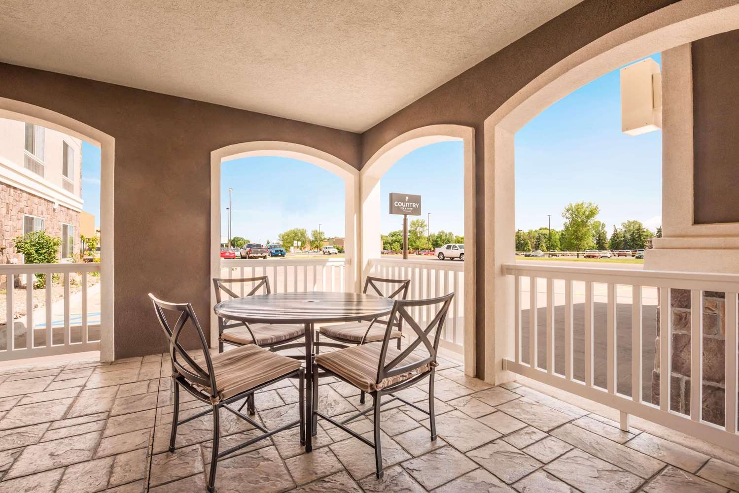 Country Inn & Suites By Radisson, Minot, ND 24/24
