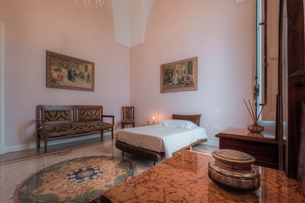Relais Palazzo Vaglio 18/70