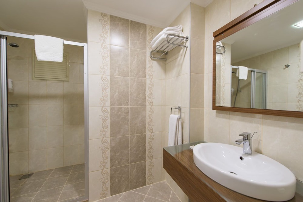 Cesmeli Kosk Hotel Silivri 44/50
