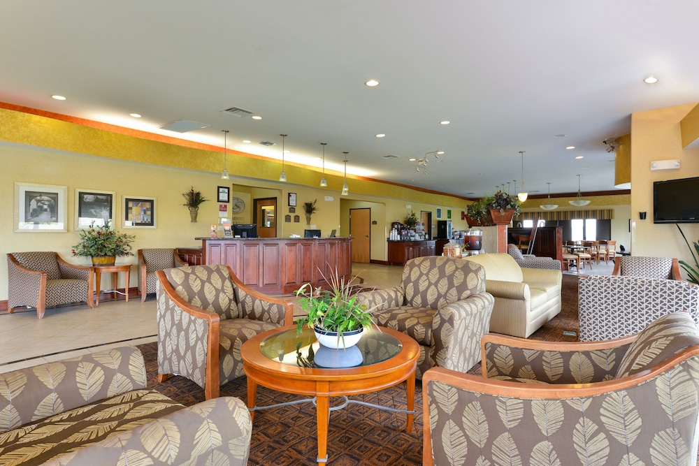 Comfort Suites Salina 39/44