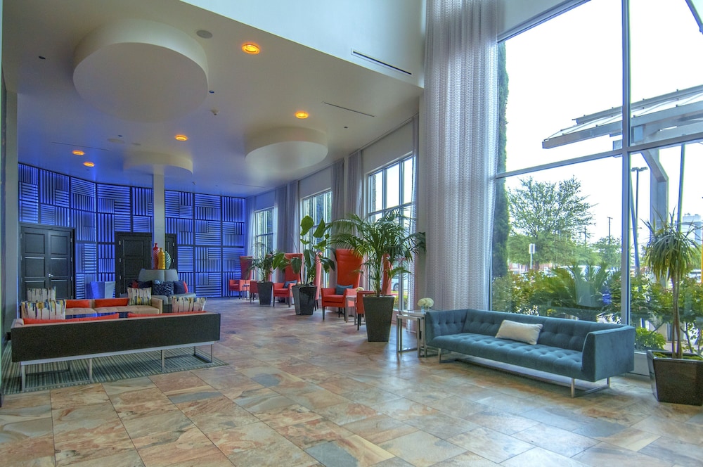 Hotel Indigo Waco Baylor 57/76