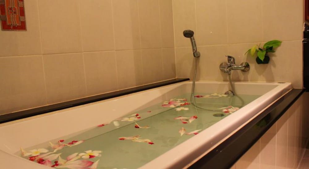 Imperial River House Resort 50/50