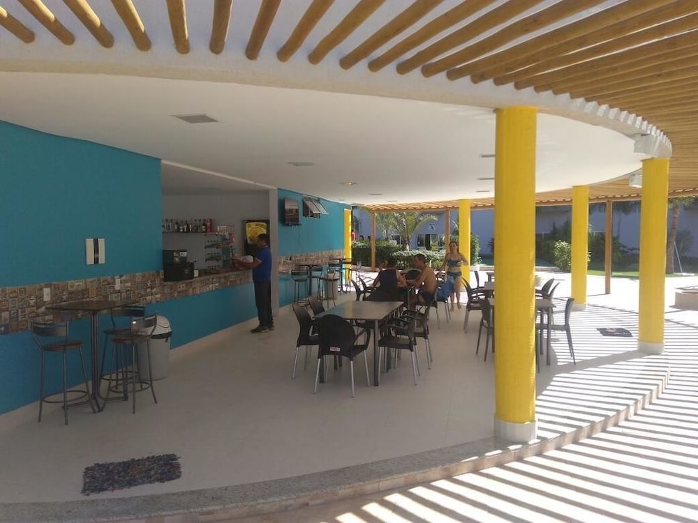 Lagoa Quente Hotel 54/60