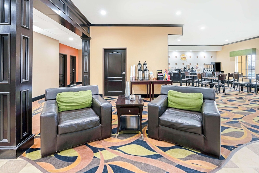 La Quinta Inn & Suites by Wyndham McAlester 30/45