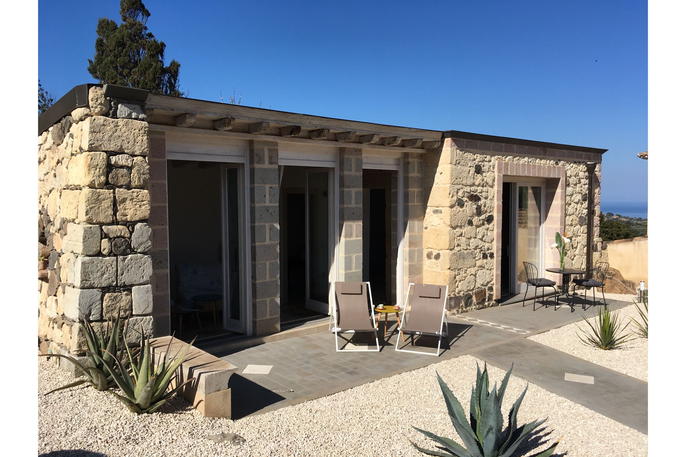 La Petite Maison 1/21