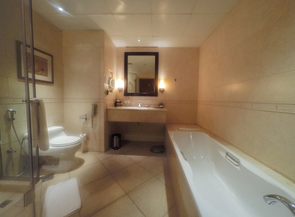 Desert Islands Resort & Spa by Anantara 71/72