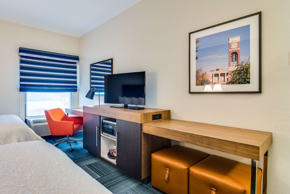 Hampton Inn Johnson City 11/37