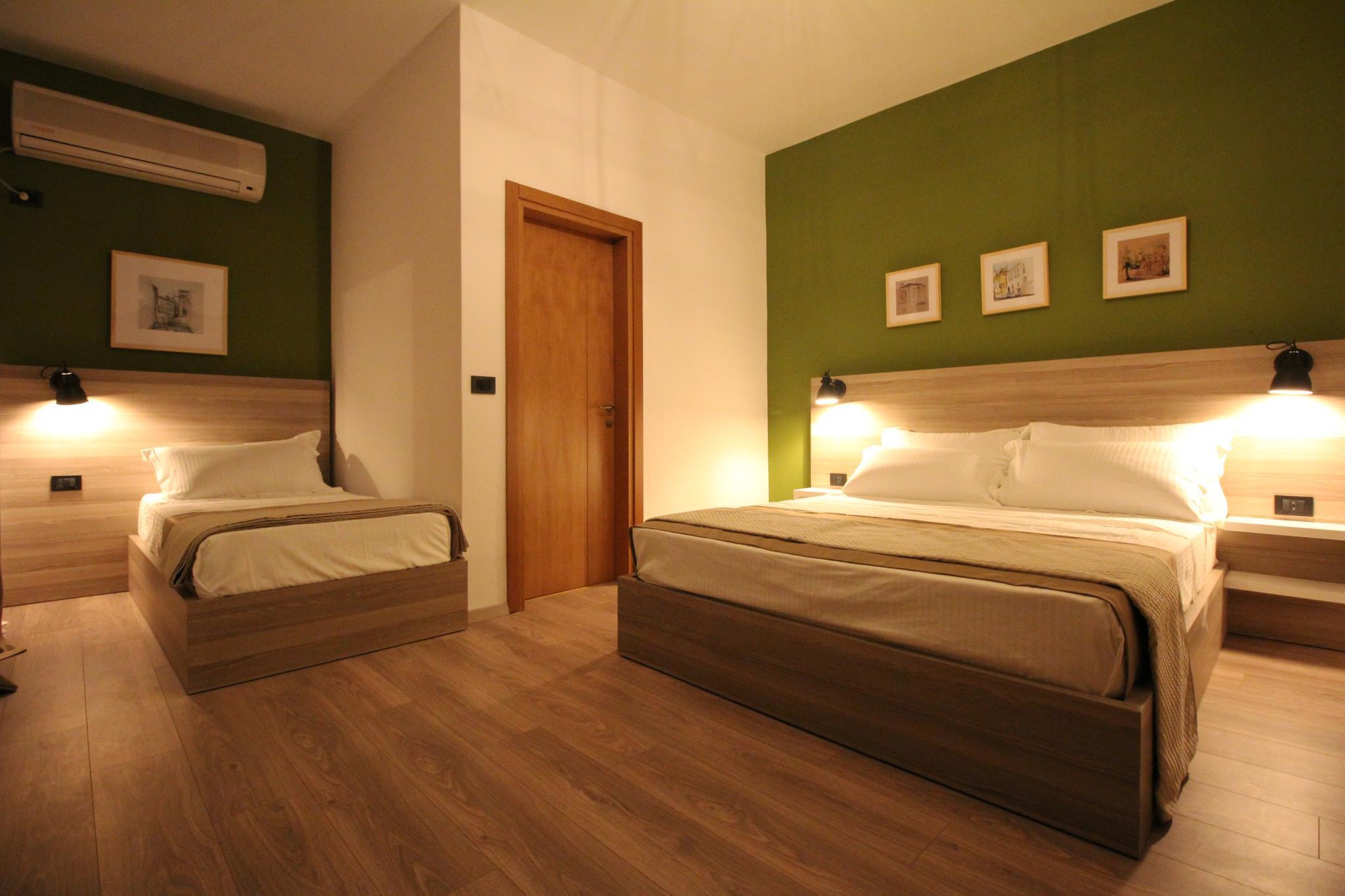 غرفة قياسية ثلاثية، Hotel Oda 2/3