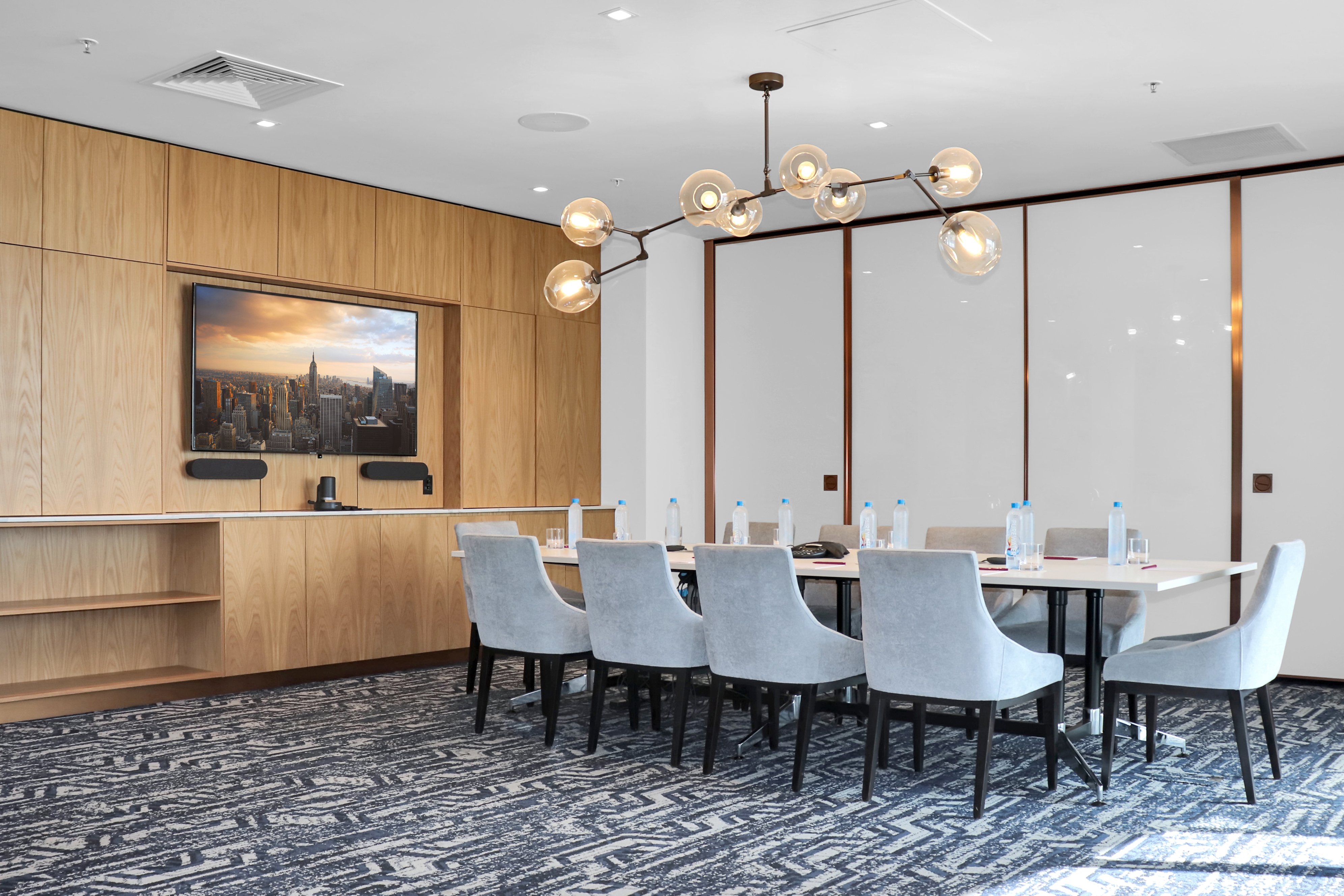 Crowne Plaza Residences Port Moresby 37/50