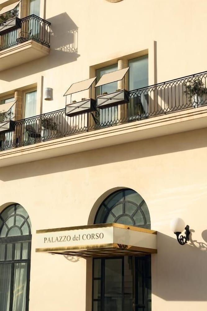 Palazzo Del Corso 6/81