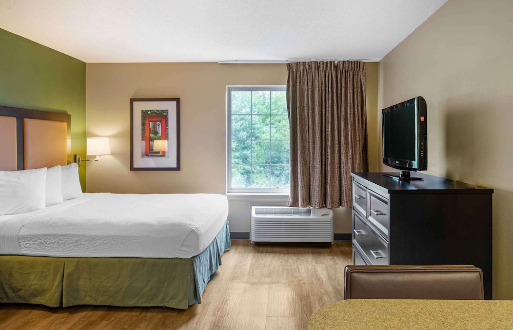 Extended Stay America Suites Boston Marlborough 17/55