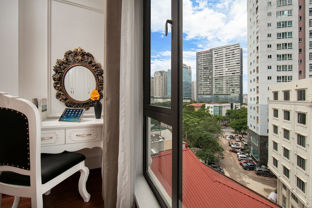 Mia Hotel 5/39