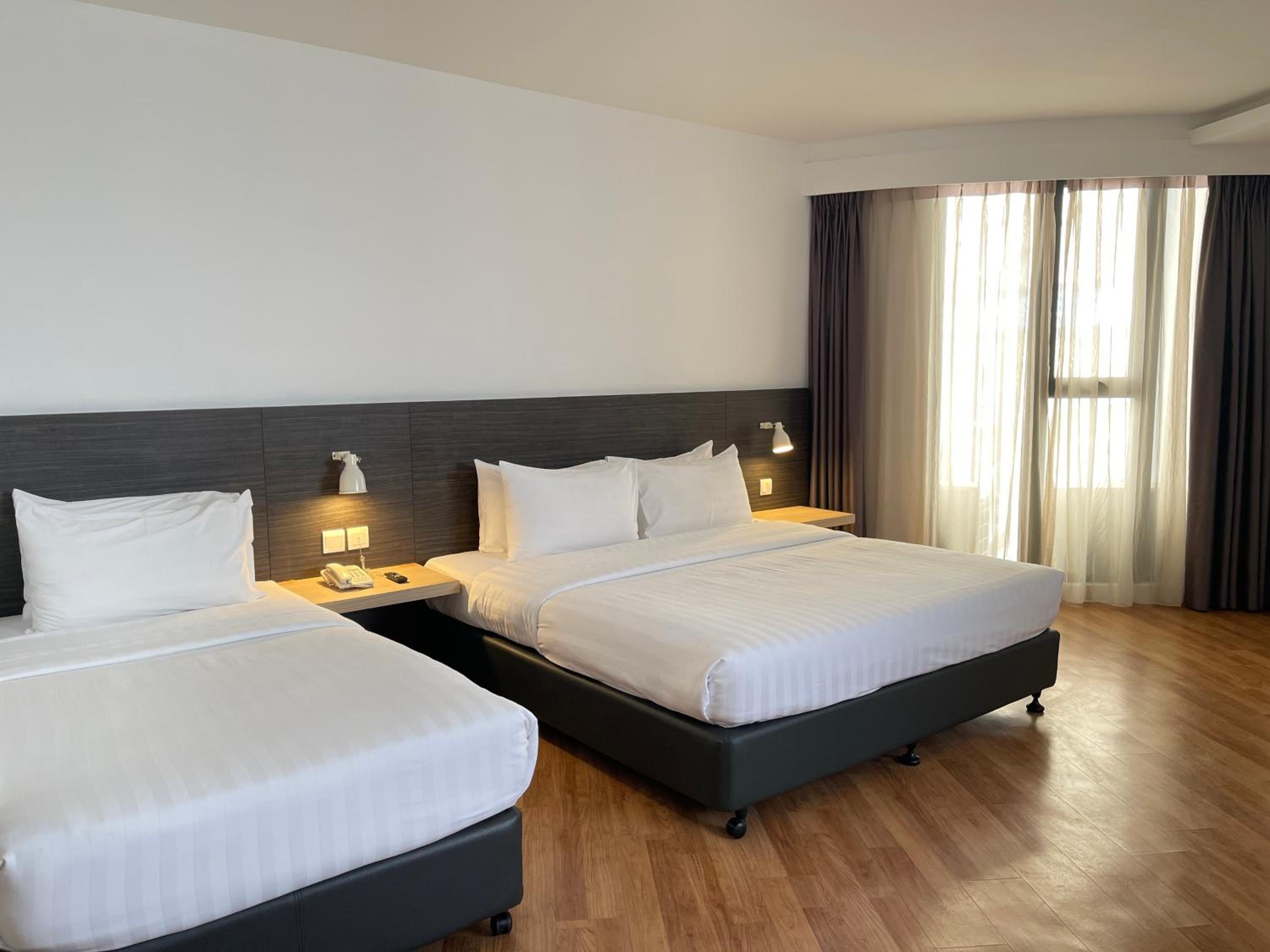 Win Hotel 16/45