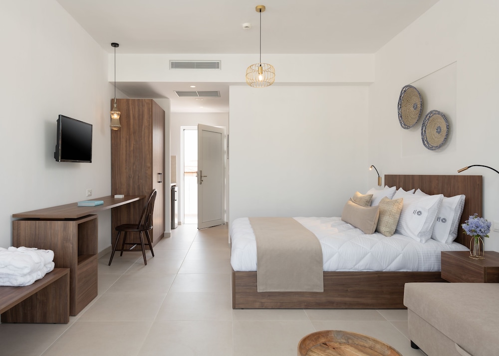 Nama Retreat Suites 43/56