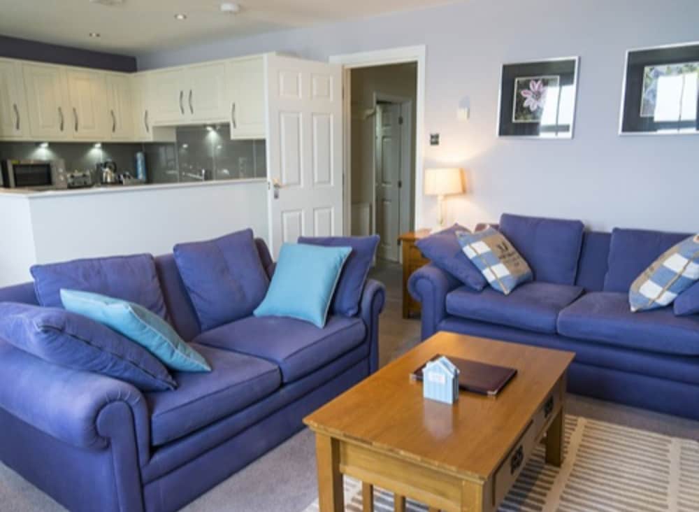 The Helaina 34/50