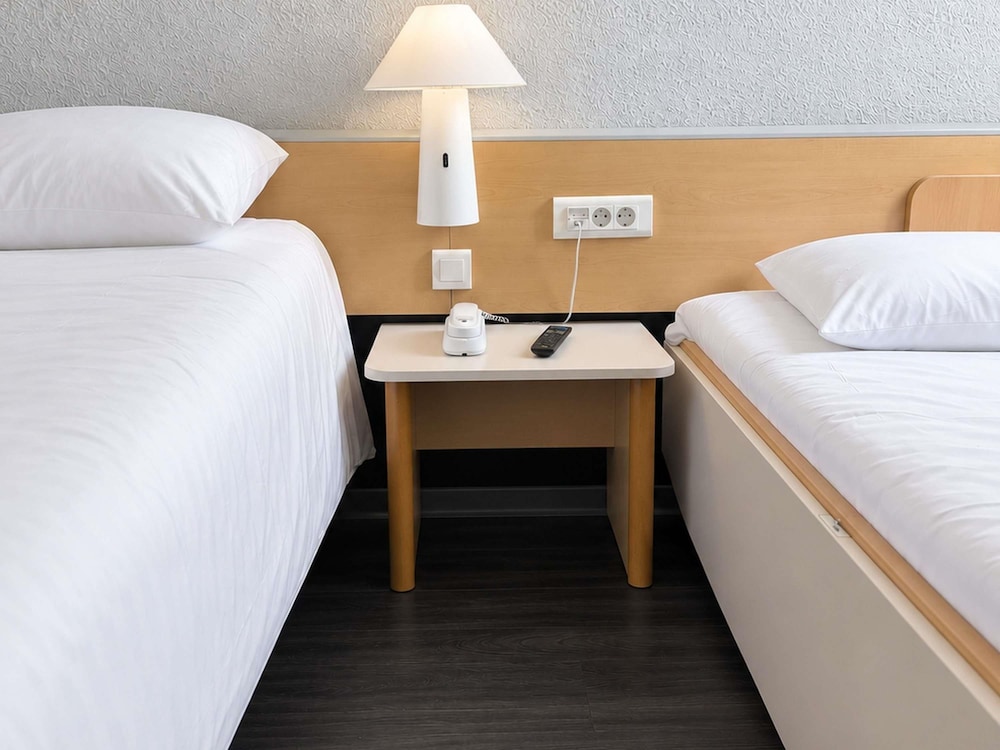 Ibis Lyon Sud Saint Rambert 19/42