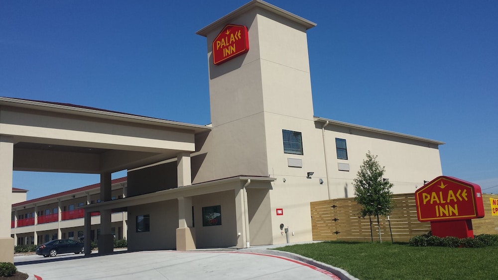 Palace Inn Houston Northwest 290 6/39