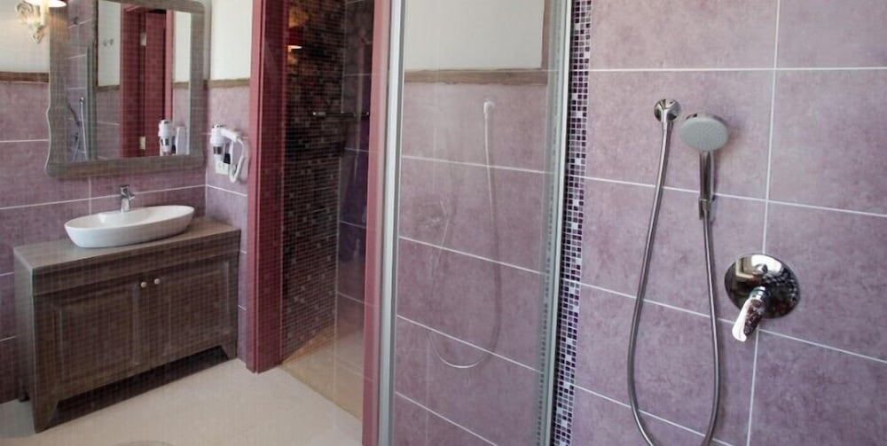 Igdeli Han Suit Otel Alacati 42/50