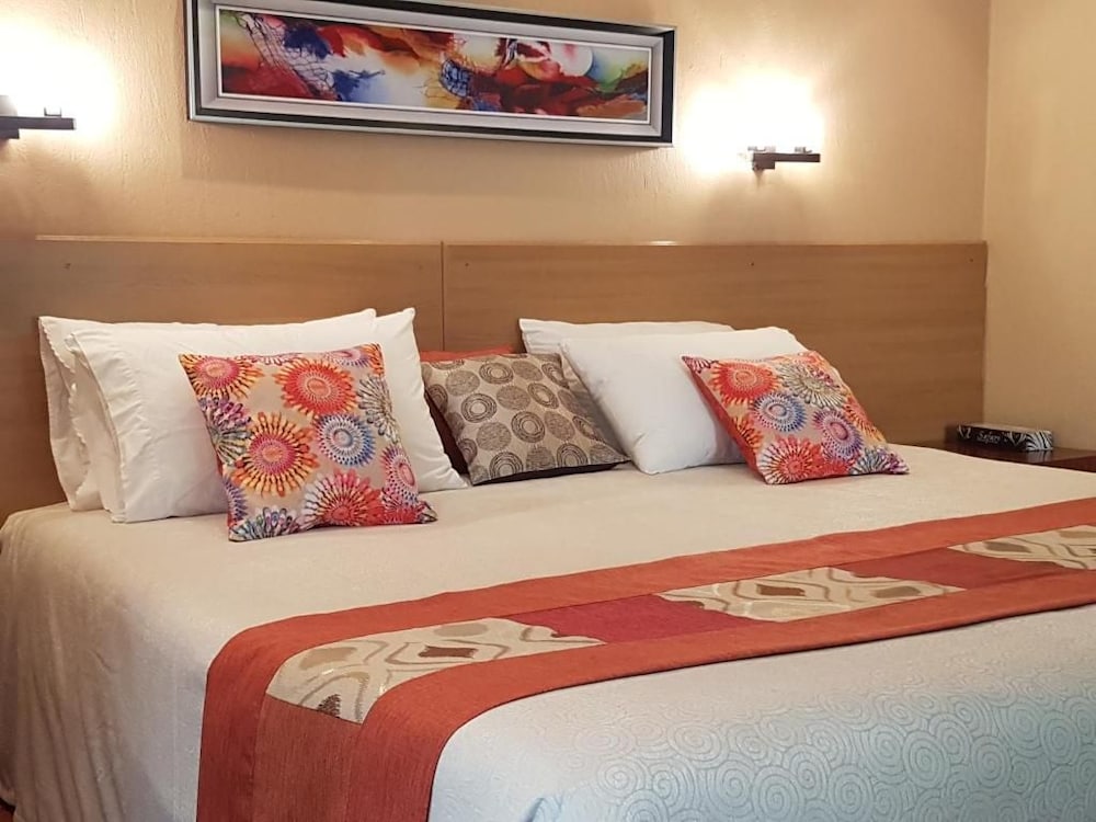 Spurwing Guest House 20/50
