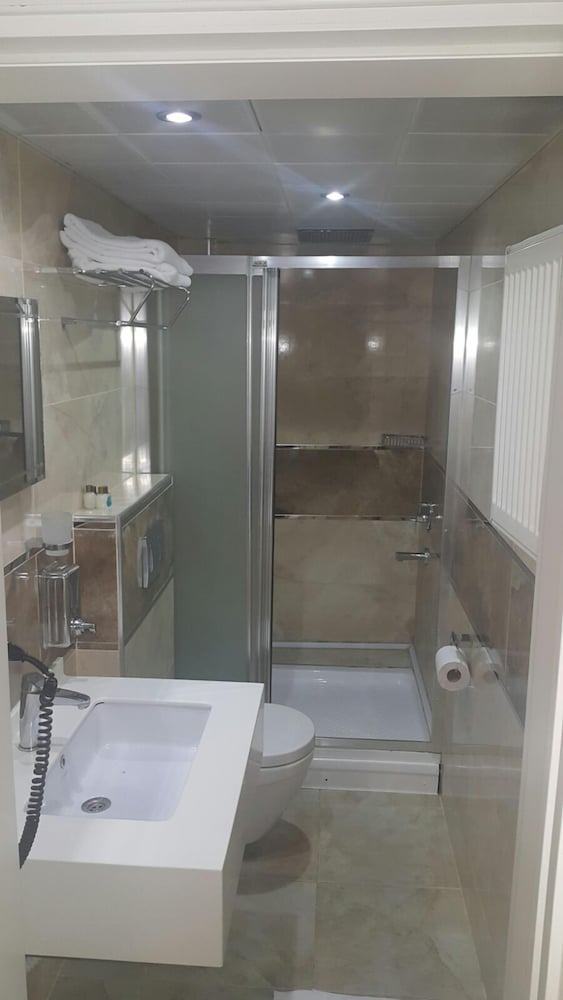 Kent Otel 37/37