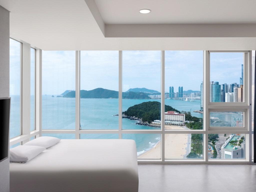 Kids Suite, Renovated, Partial Ocean View