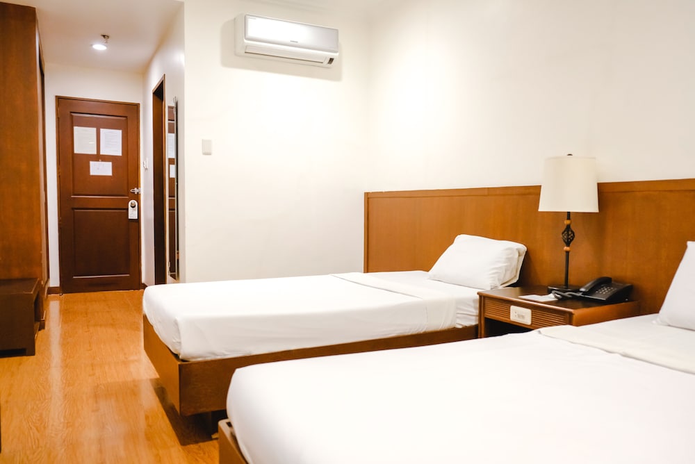 De Luxe Hotel 16/40