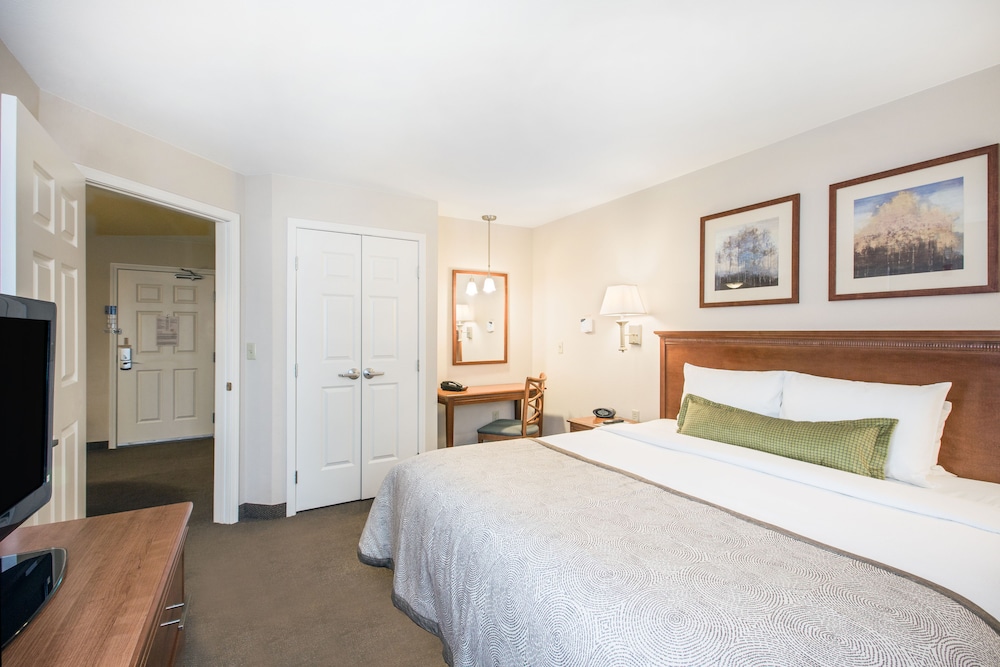 Candlewood Suites Pittsburgh-Cranberry 13/34
