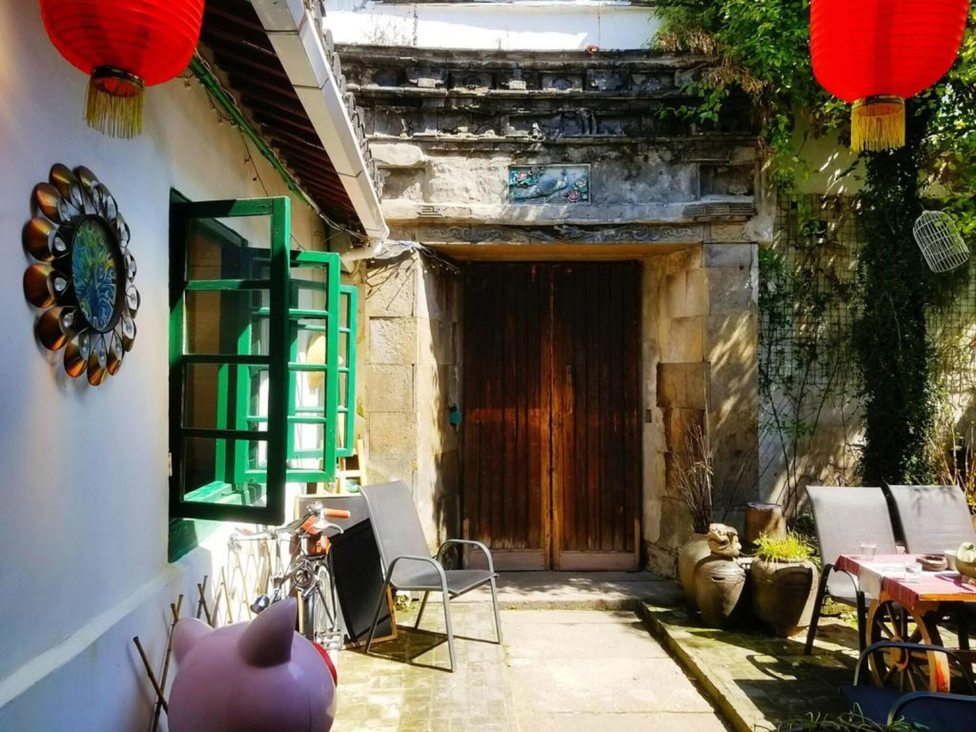 Zhujiajiao Uma Hostel 1/14