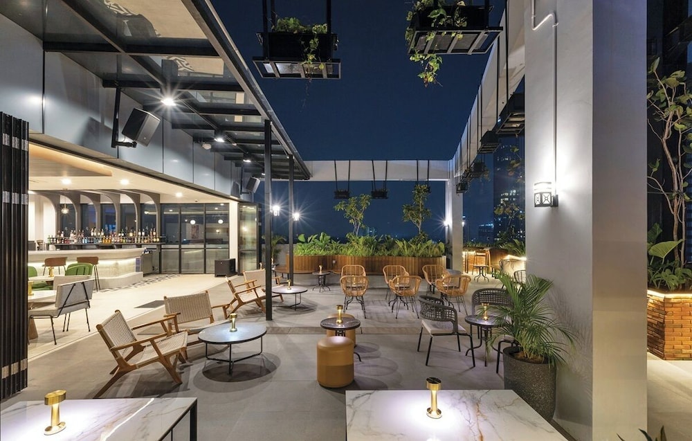 ARTOTEL Hub Simpang Temu 14/19