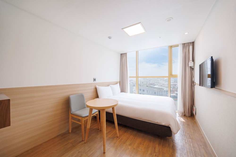Hotel Kenny Seogwipo 34/66