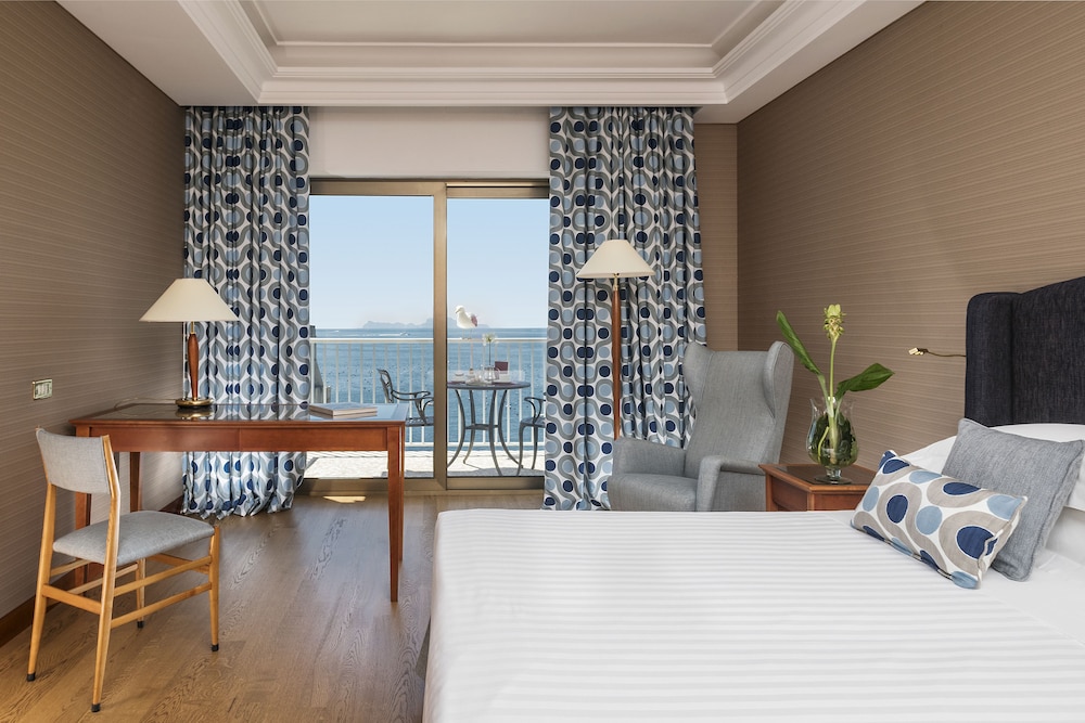 SUPERIOR, DOUBLE BED, SEA VIEW